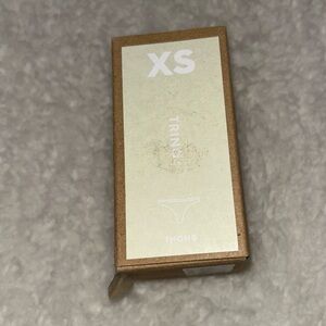 Allbirds Women’s Thong XS Peppercorn NEW